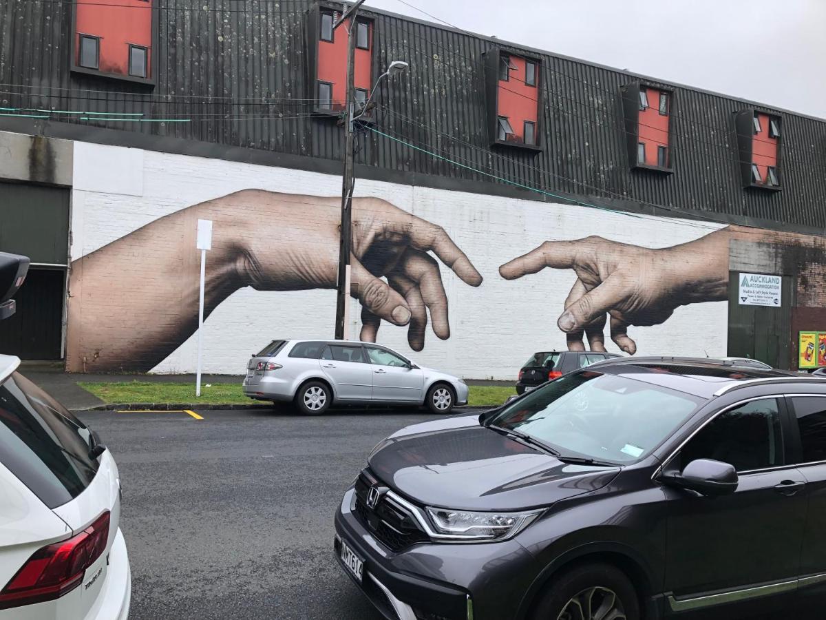 Cool Apartment, Central To Everything, Share With 2X Bulldogs Auckland Exteriér fotografie